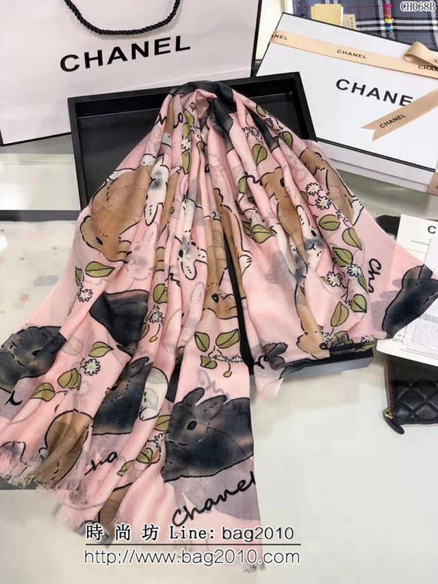 CHANEL香奈兒 2018最新限量款 網紅爆款C家限量兔兔羊絨圍巾 CH068 LLWJ6957